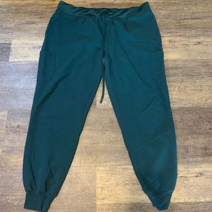 Mandala Jogger Scrub bottoms size 2XL